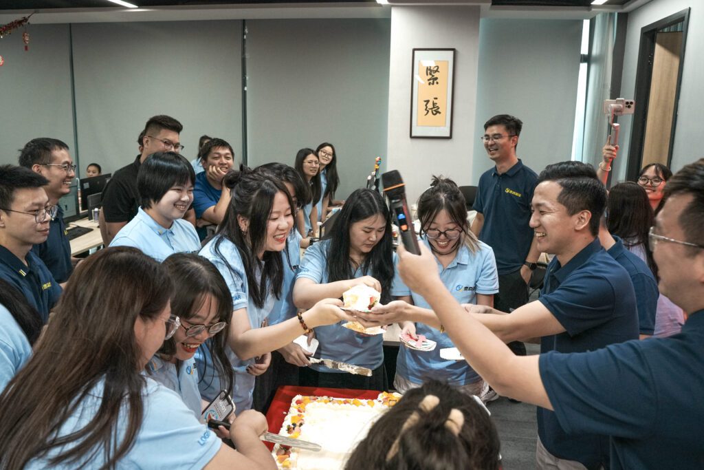 热烈祝贺壹合国际成立七周年——壹往无前拓新局，合力攻坚攀高